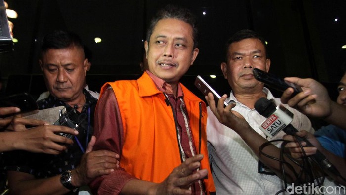Jaksa Buka Isi WA Ajudan Dirjen Pajak-Handang, Ada Istilah Paketan