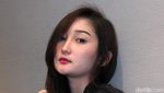 Tatapan Manja Chant Felicia