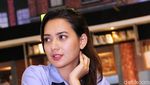 Produser Arab Saudi Dikelilingi Para Model, Cantiknya Nia Ramadhani