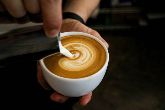 Kalau Mau Berat Badan Turun, Hindari Minum Smoothies dan Kopi