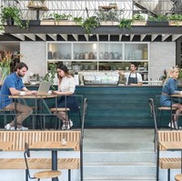 Mengubah RutinitasSesekali orang-orang juga mengubah rutinitas makan siang mereka. Lakukan sesuatu yang sederhana seperti meeting di lokasi berbeda atau pindah bekerja di ruangan baru kadang-kadang bisa meningkatkan energimu, ungkap Michael. Foto: iStock