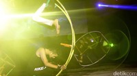 Aksi-aksi yang mereka tampilkan sanggup membuat mata para risers tak berkedip.