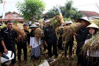  Melihat Keunikan Keseharian Pelajar di Purwakarta