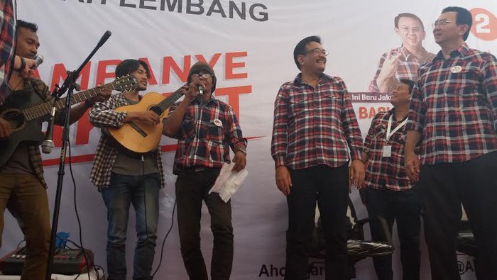 Dukung Ahok-Djarot, Komunitas Pengamen Ini Sumbang Lagu