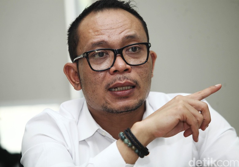 Menaker Hanif Bicara Tenaga Kerja Asing dan Dilema Kompetensi Tenaga Lokal Menaker Hanif Bicara Tenaga Kerja Asing dan Dilema Kompetensi Tenaga Lokal