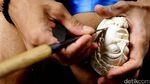 Mengintip Pembuatan Topeng Malangan