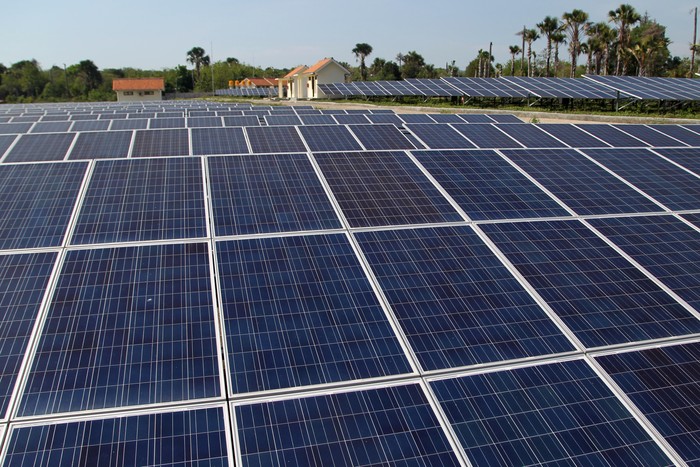 Melihat PLTS Terbesar Indonesia di Kupang