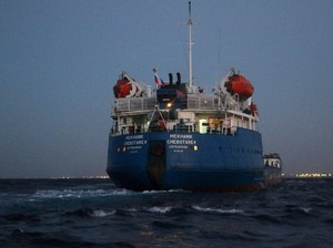Kapal Tanker Rusia Selundupkan Bahan Bakar Jet ke Suriah