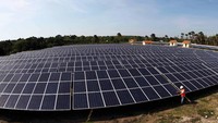 Ini penampakan Pembangkit Listrik Tenaga Surya (PLTS) Oelpuah di Kupang, Nusa Tenggara Timur. Pool/Agus Trimukti.