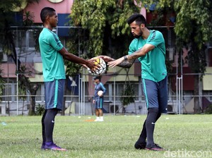 Mendekati Terbang ke Singapura, Kondisi Stefano Lilipaly Membaik
