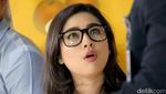 Aksi Si Cantik Amanda Rigby di The Transmart