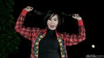 Pose Seksi Rizuka Amor dengan Segway, Yay or Nay?