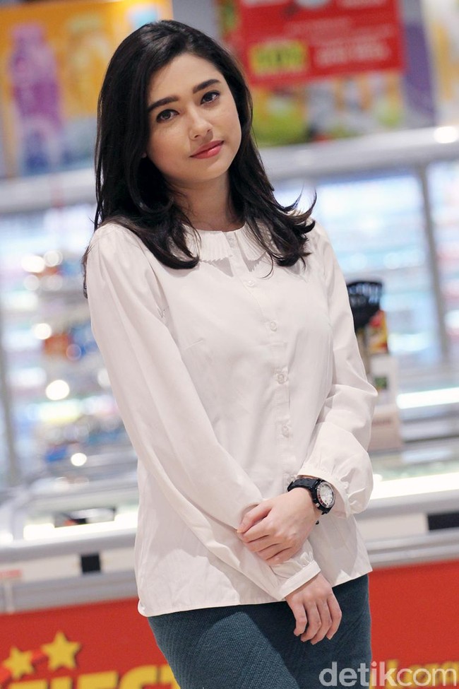 Interaksi Andre dan Amanda saat mengisi acara di program variety show tersebut dianggap netizen memiliki chemistry yang kuat. Maka tak heran jika keduanya kerap ingin ‘dipersatukan’ di dunia nyata. Foto: Ismail/detikHOT