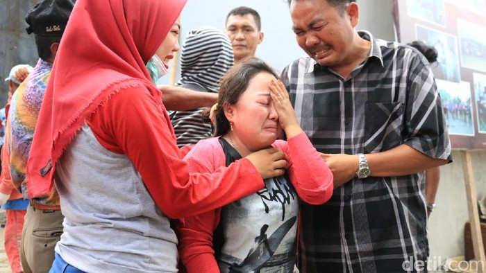 Status Facebook Dimejahijaukan, Yusniar Sujud Syukur Usai Keluar Rutan