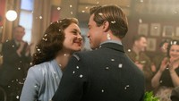 Dalam film tersebut keduanya memiliki chemistry yang kuat hingga membuat penonton yakin bahwa mereka memang sepasang kekasih yang tengah di mabuk cinta. (Dok. Paramount Pictures)