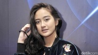 Dara berusia 16 tahun itu mengaku kini hubungannya dengan Aldi CJR hanya sebatas sahabat. Pool/Noel/detikFoto.