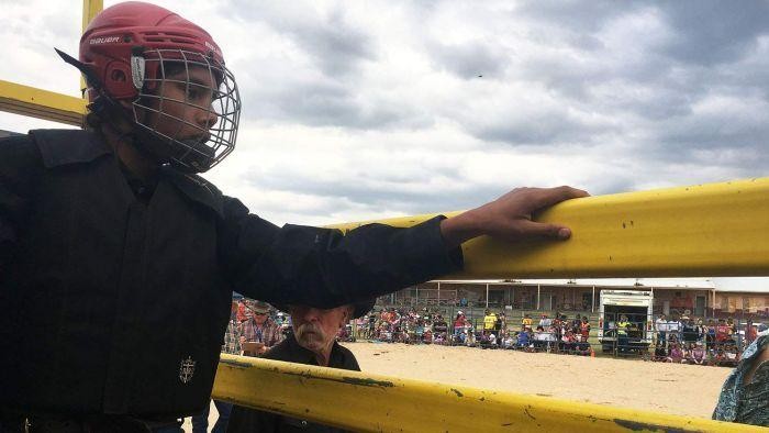 Mengajak Anak Aborijin Kembali Bersekolah Dengan Menjadi Rodeo