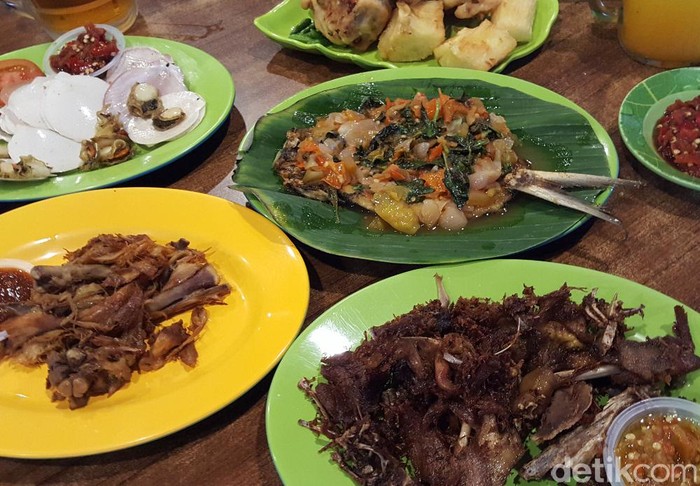 Rumah Makan Di Jalan Pemuda Semarang - Seputar Jalan