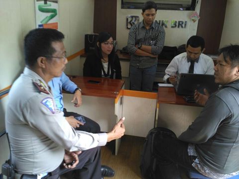  Loket mobile BRI untuk mempermudah pembayaran denda tilang, Kamis (24/11/2016)