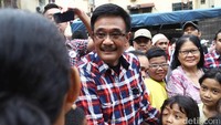 Calon Wakil Gubernur DKI Jakarta nomor urut 2 Djarot Saiful Hidayat saat melakukan blusukan di Rusun Apron, Kemayoran, Jakarta, Jumat (25/11/2016).