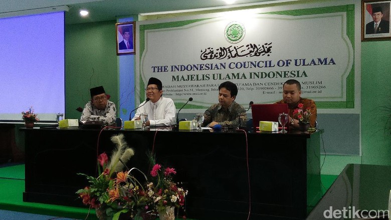 Ulama Upayakan Pakai Media Sosial sebagai Medium Dakwah Ulama Upayakan Pakai Media Sosial sebagai Medium Dakwah