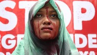 Aksi ini diikuti sejumlah elemen mulai dari mahasiswa dan ormas di antaranya Persaudaraan Muslimin Indonesia (Parmusi), Baitul Maal Hidayatullah (BMH), Dewan Dawah Islamiyah Indonesia dan Rumah Zakat Indonesia.