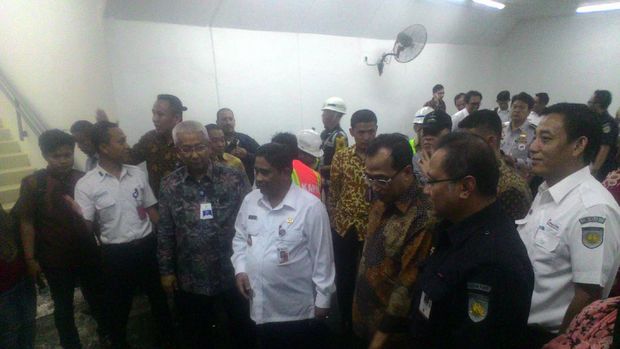 Plt Gubernur DKI dan Menhub Blusukan ke Stasiun Manggarai