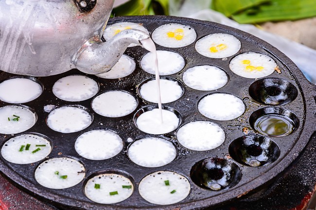 Nyam! Lembut Manis Khanom Duang dan Khanom Krok dari Thailand