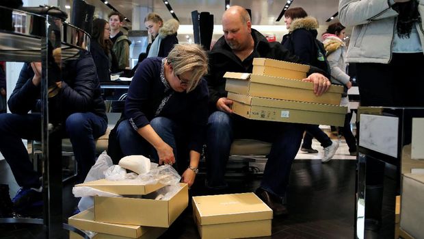 Foto: Seperti Ini Hebohnya Orang Amerika Berburu Diskon Saat Black Friday