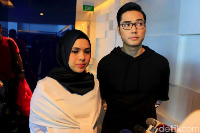 Ini Cara Canggih Nycta Gina Upgrade HP Sambil Nge-mal