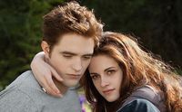 Kurang Senyum, Robert Pattinson Hampir Dipecat dari Twilight