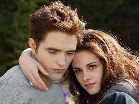 THE TWILIGHT SAGA: BREAKING DAWN-PART 2 (2012)ROBERT PATTINSON and KRISTEN STEWART