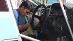 Melihat Proses Modifikasi Daihatsu Sirion