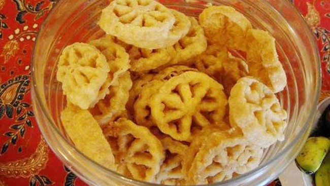 Cucur dan Kembang Goyang, Gorengan Renyah dari Tepung Beras