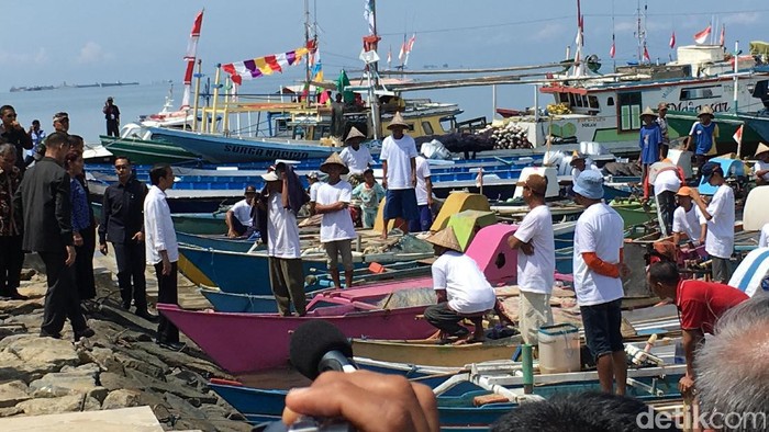 Presiden Jokowi kunjungan ke Pelabuhan Untia di Makassar