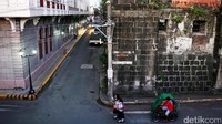 Bangunan bersejarah bekas jajahan Spanyol itu bernama Intramuros.