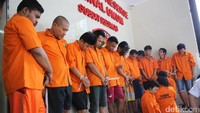 Sebanyak 14 tersangka pelaku pencurian berhasil diringkus.