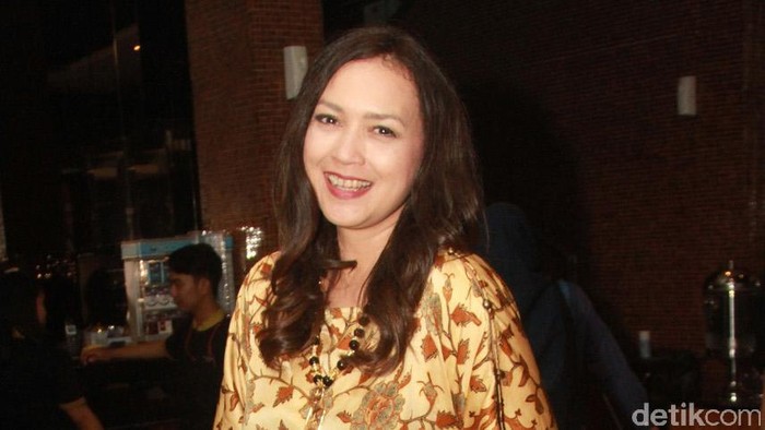 Ira Wibowo Tak Paksa Anak Juga Terjun ke Akting