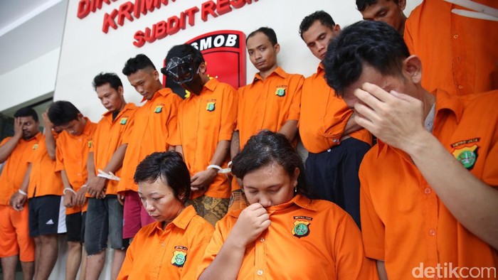 Penangkapan anggota geng motor di Cipayung. (Foto: Lamhot Aritonang) Penangkapan anggota geng motor di Cipayung. (Foto: Lamhot Aritonang)