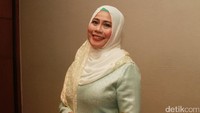 Dewi kebagian peran di film Cinta Laki-laki Biasa produksi Starvision. Pool/Gus Mun/detikHot.