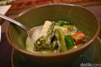 Kini Ada Arsik Barramundi dan Sayur Lodeh Kampung Gaya