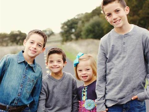 Down Syndrome Bukan Penghalang untuk Bahagia, Gadis Cilik Ini Buktinya