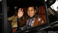 Daftar kendaraan yang dimiliki Novanto m enurut Laporan Harta Kekayaan Penyelenggara Negara (LHKPN) antara lain Toyota Alphard tahun 2011, Toyota Vellfire 2013. (Foto: Grandyos Zafna)