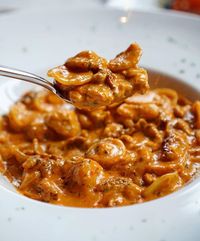 Ayo, Membuat Pasta Segar dan 3 Saus Resep Keluarga Chef Valentino!