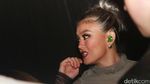 Bibir Merah Agnez Mo