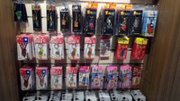 Toko ini juga menjual souvenir kecil-kecil, seperti gantungan kunci hingga tempelan kulkas. Harganya mulai dari NT$ 100 (setara Rp 43 ribu) (Wahyu/detikTravel)