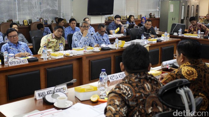 Mendagri: Sistem Pemilu Terbuka Tertutup adalah Jalan Tengah
