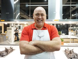 Chef Gino Campagna: Anak Indonesia Penuh Antusias Belajar Masak dan Doyan Sekali Makan