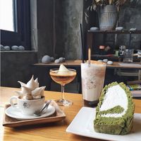 Kopi dengan Topping Meringue Cantik Kini Digemari di Korea Selatan
