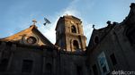 Melihat Gereja Tua San Agustin di Manila
